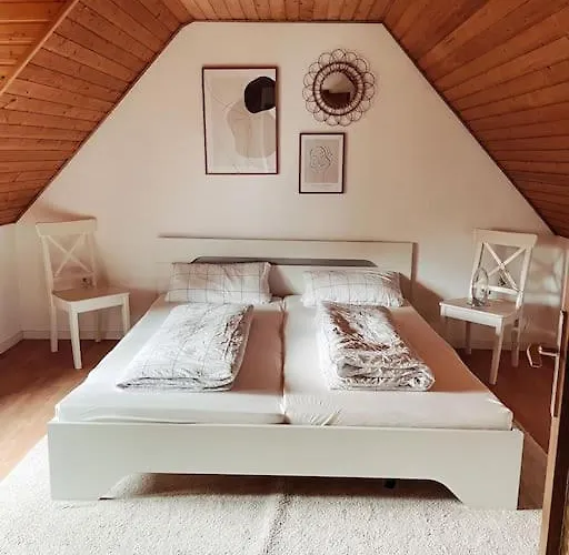 *Top*+Allgaeu*Familie*Netflix*Mit Garten & *Ps4*
